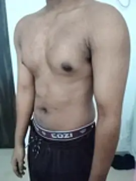 Snapshot of hottboy_39 chatting on 07-10-26, 04:56 hottboy 39 online show from 07-10-26, 04:56
