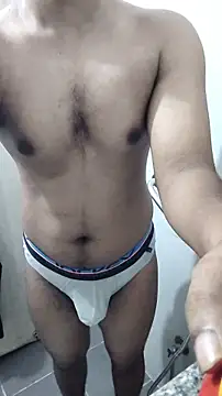 Snapshot of hottboy_39 chatting on 05-19-26, 11:12 hottboy 39 online show from 05-19-26, 11:12