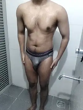Snapshot of hottboy_39 chatting on 04-05-26, 11:22 hottboy 39 online show from 04-05-26, 11:22
