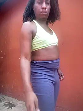 Snapshot of Moorella1 chatting on 04-16-26, 11:22 Moorella1 online show from 04-16-26, 11:22