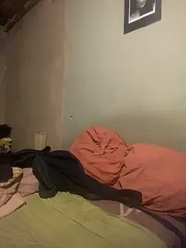 Snapshot of Moorella1 chatting on 04-08-26, 08:21 Moorella1 online show from 04-08-26, 08:21