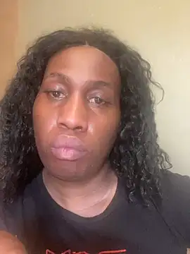 Snapshot of Moorella1 chatting on 03-30-26, 10:06 Moorella1 online show from 03-30-26, 10:06