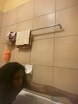 Snapshot of Moorella1 chatting on 03-04-26, 05:10 Moorella1 online show from 03-04-26, 05:10