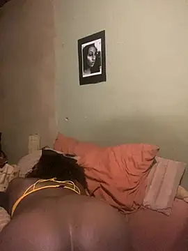 Snapshot of Moorella1 chatting on 03-06-26, 08:04 Moorella1 online show from 03-06-26, 08:04