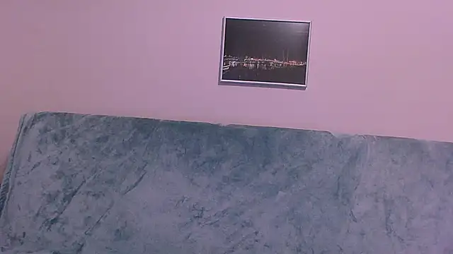 Eva vagner online show from 12-17-25, 02:27