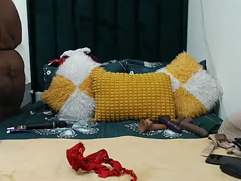 GaggingQueenxx online show from 10-08-25, 06:41