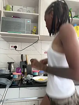 monic421 online show from 11-16-25, 08:30