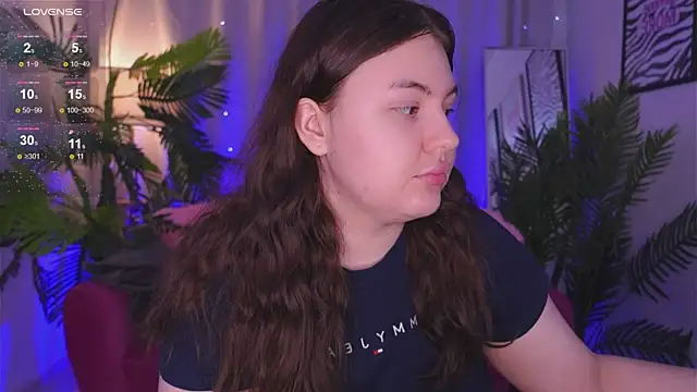 Snapshot of Mia__Peach chatting on 03-13-25, 09:05 Mia Peach online show from 03-13-25, 09:05