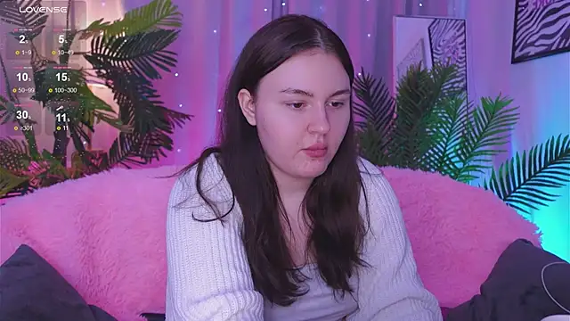 Snapshot of Mia__Peach chatting on 03-09-25, 01:46 Mia Peach online show from 03-09-25, 01:46