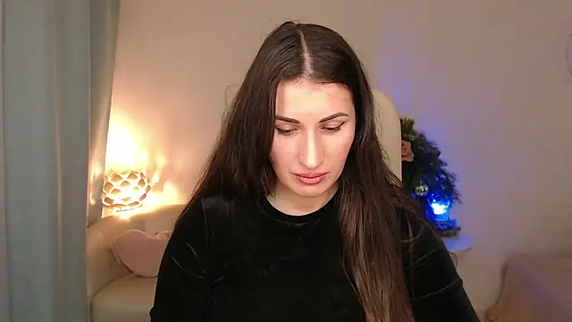 MaryMalory11 online show from 12-20-25, 06:11