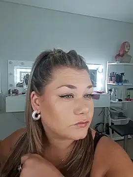 Snapshot of agatadominatrix1 chatting on 12-28-24, 02:22 agatadominatrix1 online show from 12-28-24, 02:22