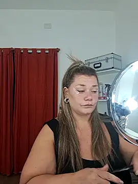 Snapshot of agatadominatrix1 chatting on 02-01-26, 01:15 agatadominatrix1 online show from 02-01-26, 01:15