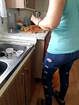 lamorbosa37 online show from 09-09-25, 01:53