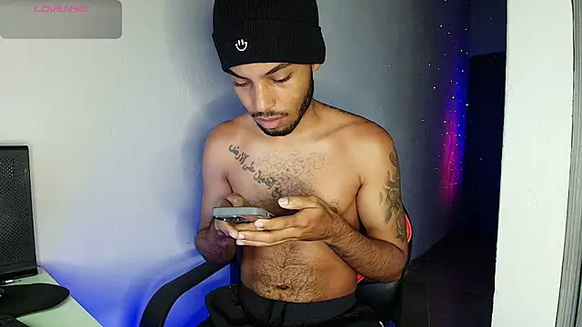 Snapshot of colinbrown chatting on 02-09-26, 11:52 colinbrown online show from 02-09-26, 11:52