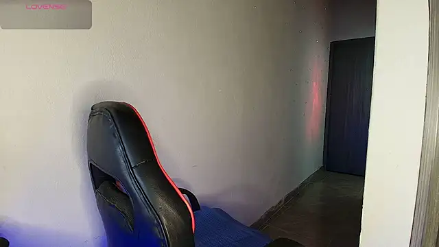 Snapshot of colinbrown chatting on 02-02-26, 10:58 colinbrown online show from 02-02-26, 10:58