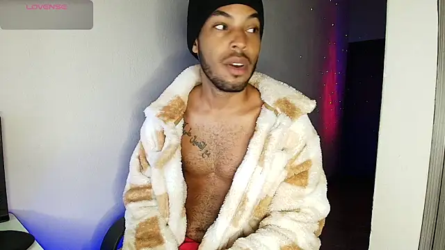 Snapshot of colinbrown chatting on 02-03-26, 08:19 colinbrown online show from 02-03-26, 08:19