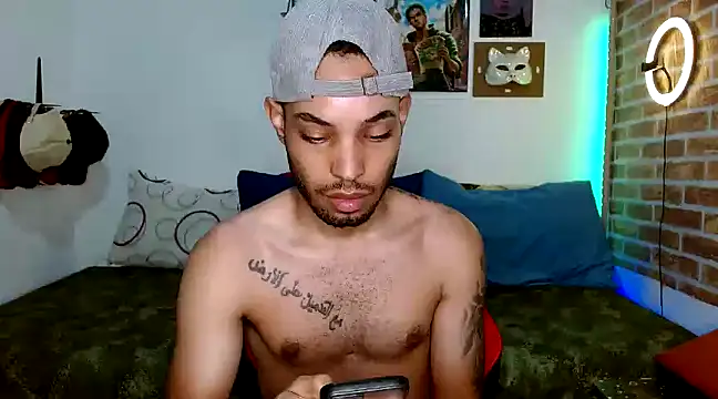 Snapshot of colinbrown chatting on 03-17-25, 11:42 colinbrown online show from 03-17-25, 11:42