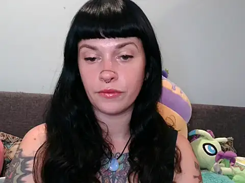 Marcelinegoddess online show from 10-17-25, 01:35