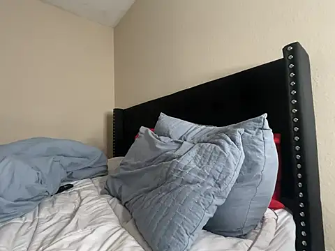 Badgirlbrittt online show from 03-12-25, 07:36