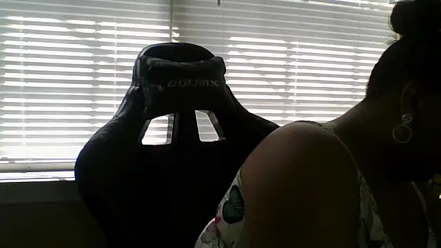 Badgirlbrittt online show from 09-25-25, 04:46