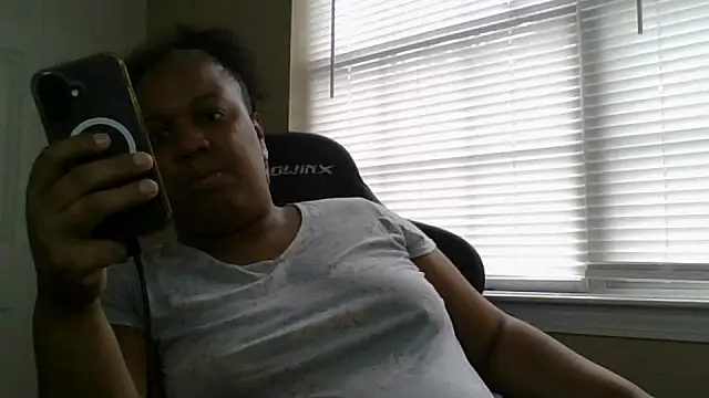 Badgirlbrittt online show from 09-29-25, 06:13