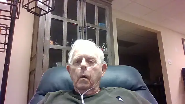 Snapshot of bootlegmanz chatting on 01-17-26, 07:28 bootlegmanz online show from 01-17-26, 07:28