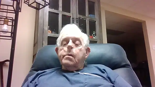 Snapshot of bootlegmanz chatting on 02-23-26, 03:41 bootlegmanz online show from 02-23-26, 03:41