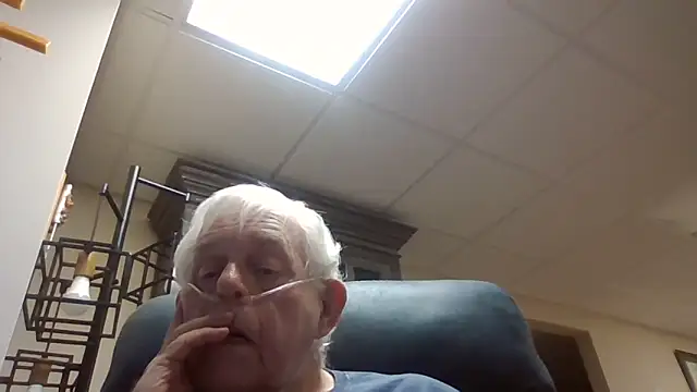 Snapshot of bootlegmanz chatting on 02-21-26, 07:49 bootlegmanz online show from 02-21-26, 07:49