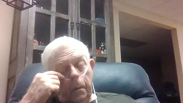 Snapshot of bootlegmanz chatting on 01-08-26, 05:19 bootlegmanz online show from 01-08-26, 05:19