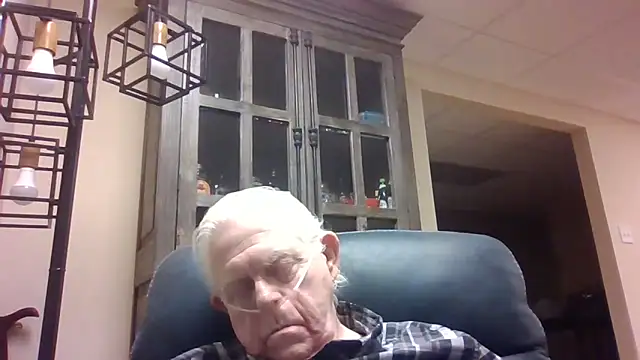 Snapshot of bootlegmanz chatting on 02-26-26, 03:01 bootlegmanz online show from 02-26-26, 03:01