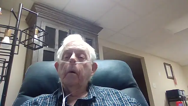 Snapshot of bootlegmanz chatting on 02-27-26, 03:56 bootlegmanz online show from 02-27-26, 03:56