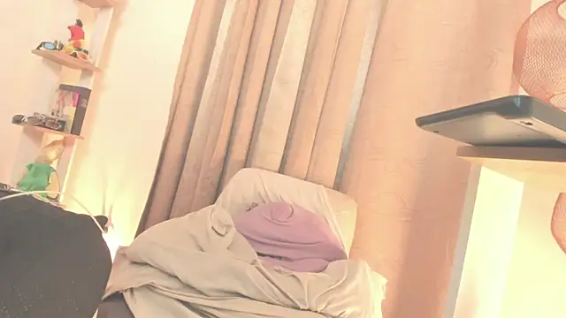 BarbieVenus online show from 04-20-26, 06:27