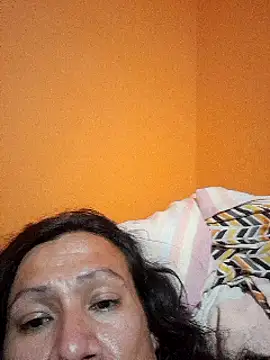 miicheele32 online show from 03-11-25, 06:52