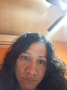 miicheele32 online show from 11-30-25, 08:26