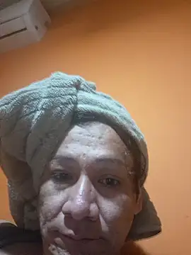 miicheele32 online show from 11-04-25, 07:45