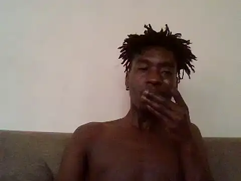 Snapshot of SmallGoodNutts chatting on 02-07-25, 04:24 SmallGoodNutts online show from 02-07-25, 04:24