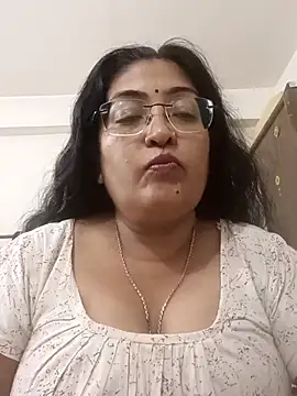Snapshot of LAVERNIYA_ chatting on 10-24-25, 11:53 LAVERNIYA  online show from 10-24-25, 11:53
