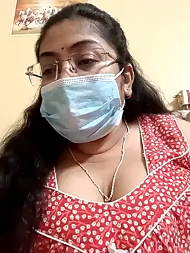 Snapshot of LAVERNIYA_ chatting on 01-31-25, 04:38 LAVERNIYA  online show from 01-31-25, 04:38