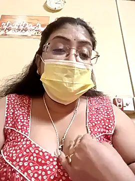 Snapshot of LAVERNIYA_ chatting on 01-18-25, 09:45 LAVERNIYA  online show from 01-18-25, 09:45