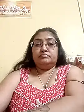 Snapshot of LAVERNIYA_ chatting on 02-15-25, 11:28 LAVERNIYA  online show from 02-15-25, 11:28
