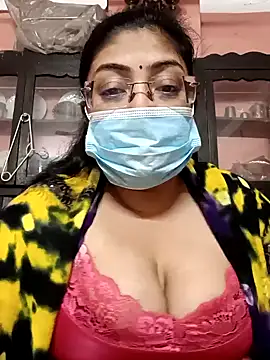 Snapshot of LAVERNIYA_ chatting on 01-10-25, 07:00 LAVERNIYA  online show from 01-10-25, 07:00