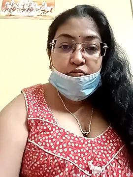 Snapshot of LAVERNIYA_ chatting on 02-01-25, 05:28 LAVERNIYA  online show from 02-01-25, 05:28