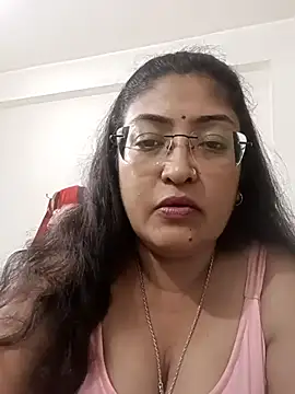 Snapshot of LAVERNIYA_ chatting on 09-28-25, 03:08 LAVERNIYA  online show from 09-28-25, 03:08