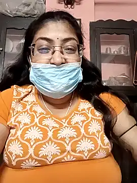 Snapshot of LAVERNIYA_ chatting on 01-23-25, 01:24 LAVERNIYA  online show from 01-23-25, 01:24