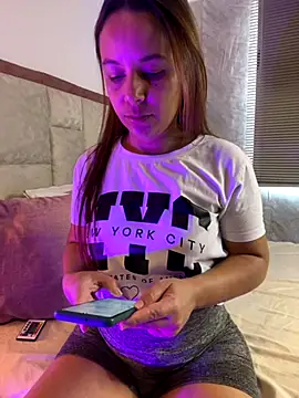 atheneacruize online show from 11-22-25, 02:38