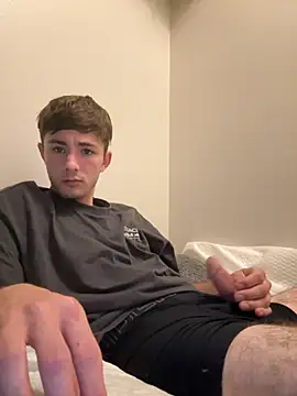 Snapshot of TheBestbrando88 chatting on 09-15-25, 03:18 TheBestbrando88 online show from 09-15-25, 03:18