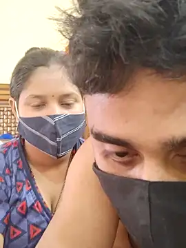 IND COUPLE1 online show from 02-12-25, 06:19