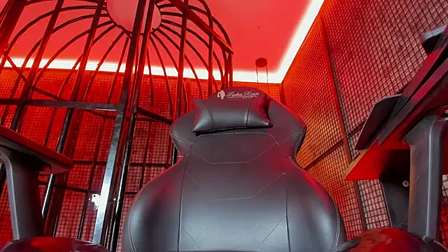 NAILAHARD online show from 09-24-25, 02:45