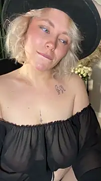 Charming Daphny online show from 04-30-26, 08:43