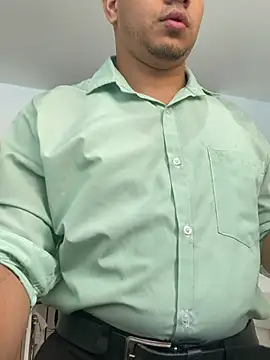 Juanes432 online show from 02-13-26, 07:03